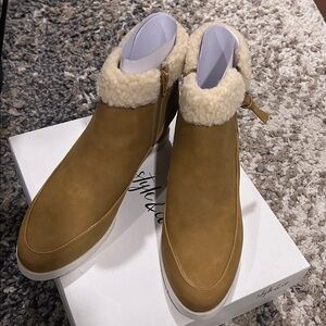 Style & Co Dannieep Women's Ankle Boots, Tan Size 10